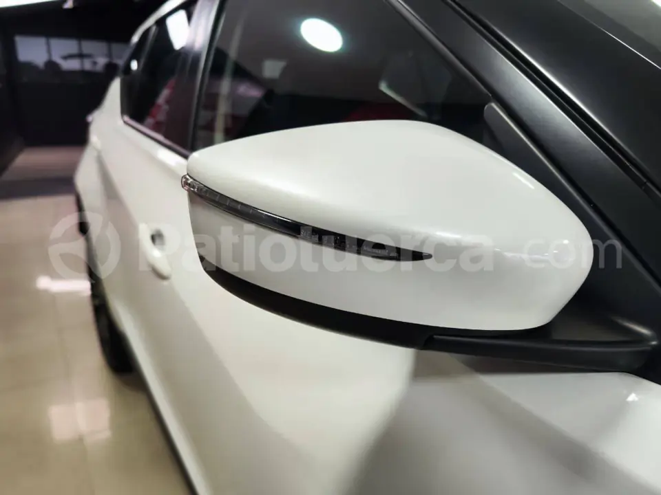 Foto 21 de Nissan Kicks Drive
