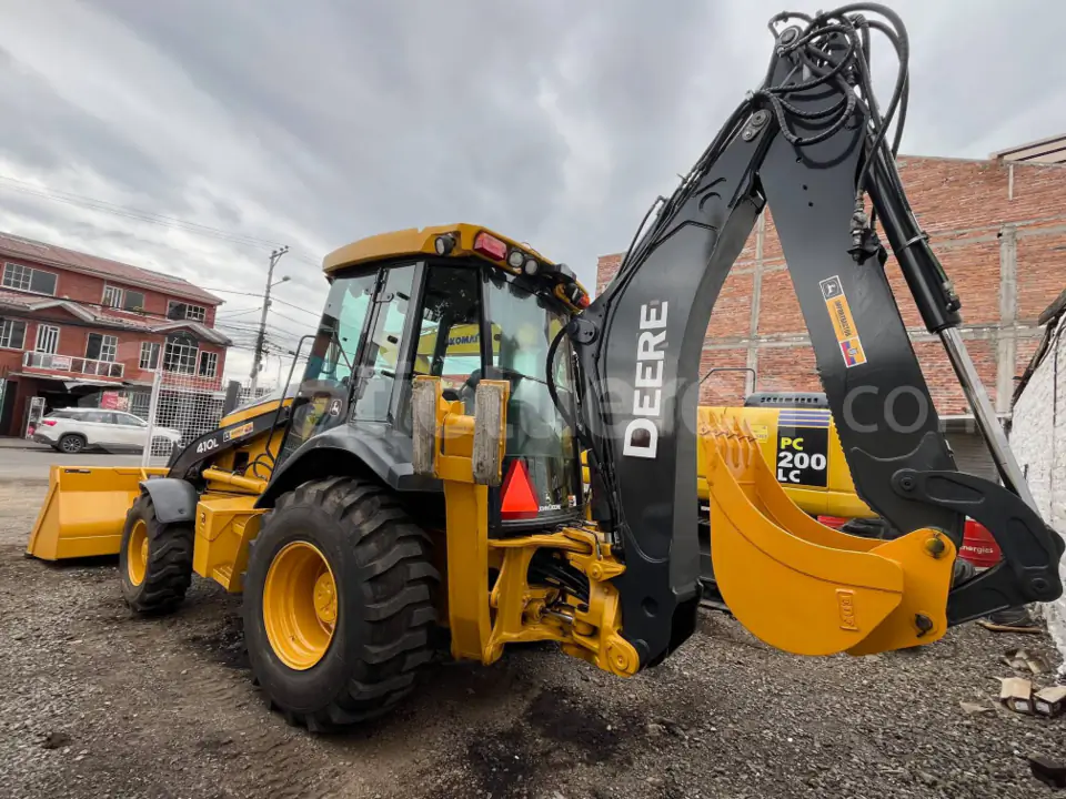 Foto 5 de John Deere 410L
