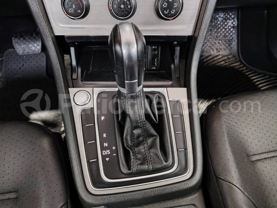 Foto 27 de Volkswagen Golf