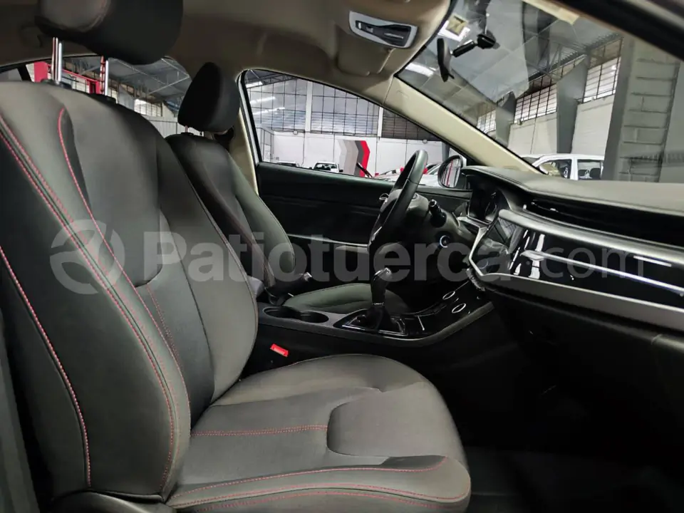 Foto 12 de Chery Arrizo 5 Pro