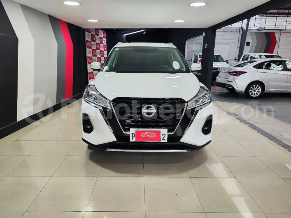 Foto 3 de Nissan Kicks Advance