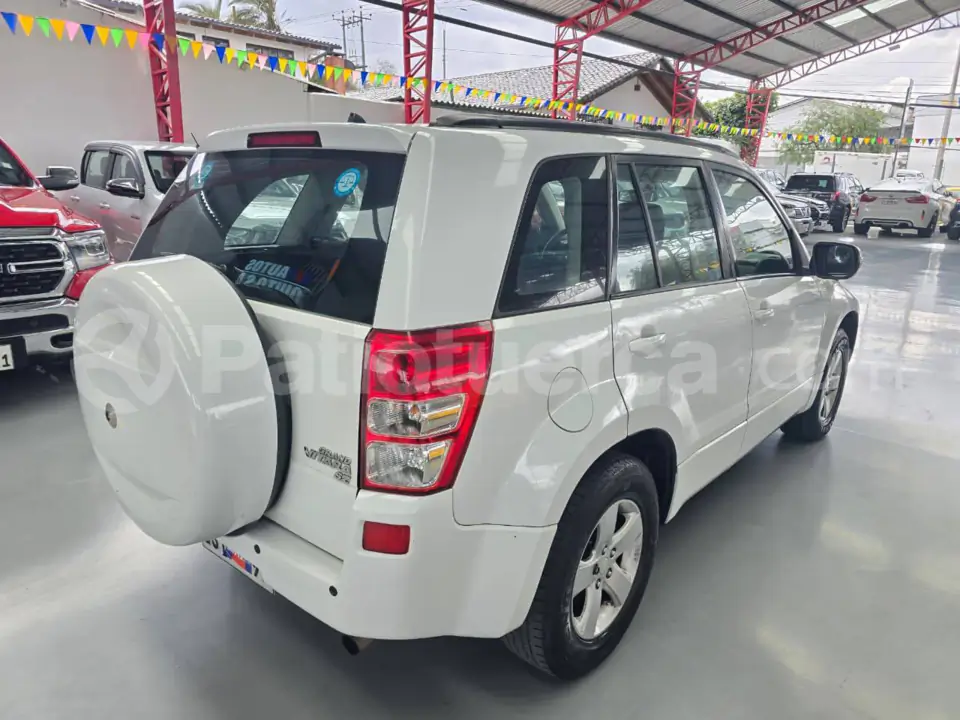 Foto 2 de Suzuki Grand Vitara SZ