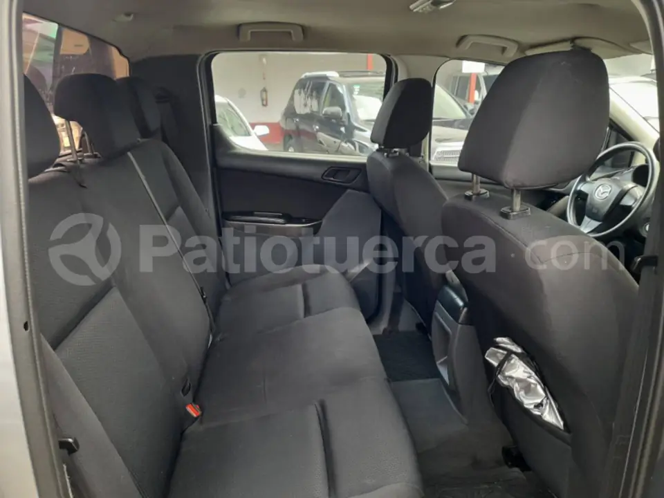 Foto 13 de Mazda BT-50 CD 4x2