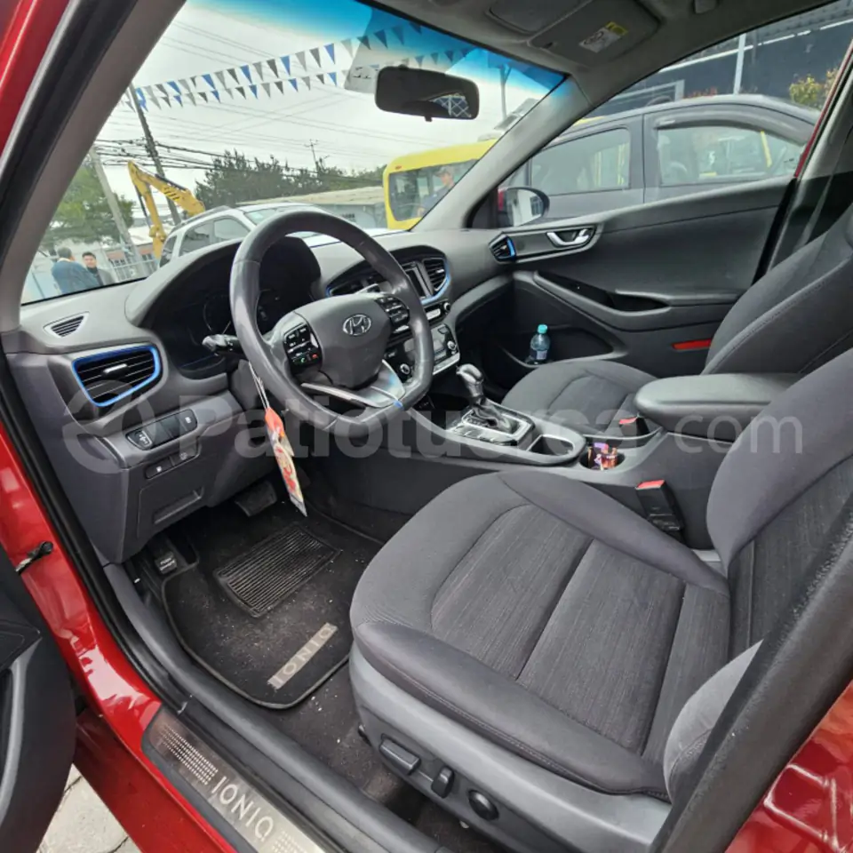 Foto 7 de Hyundai IONIQ