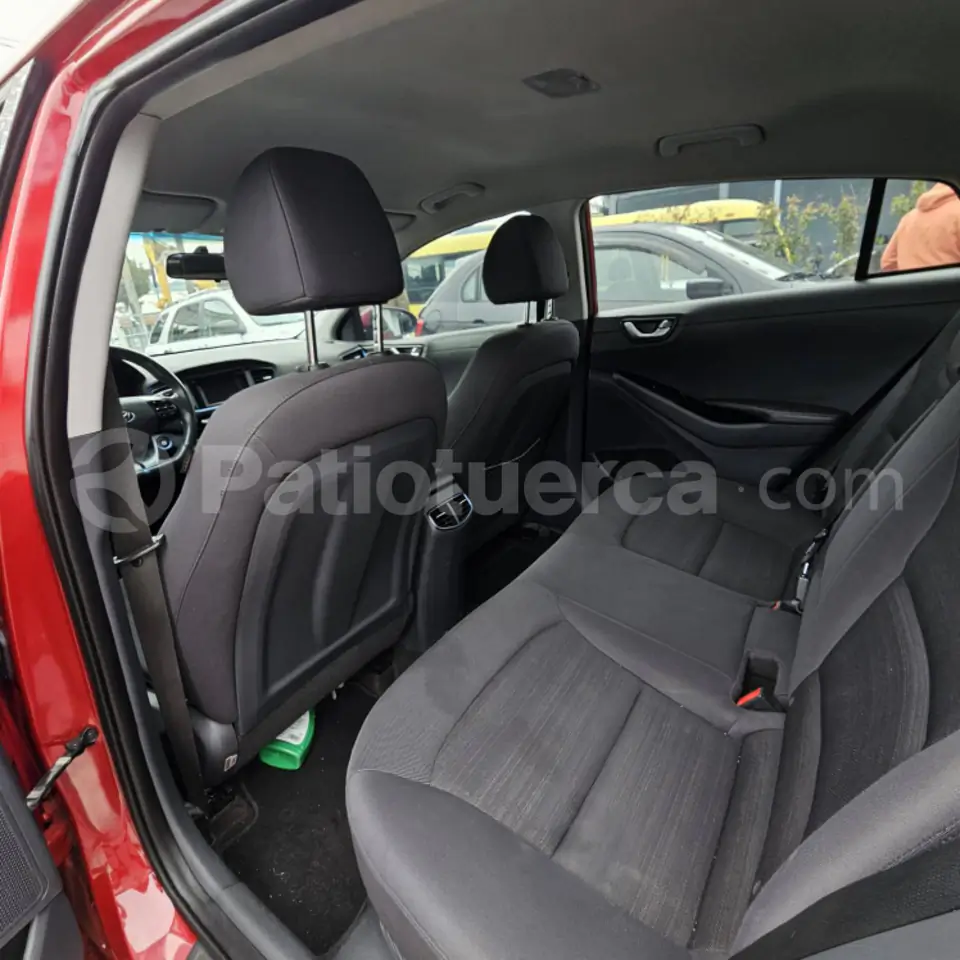 Foto 12 de Hyundai IONIQ