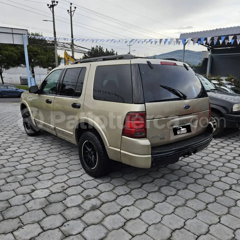 Foto 3 de Ford Explorer XLT