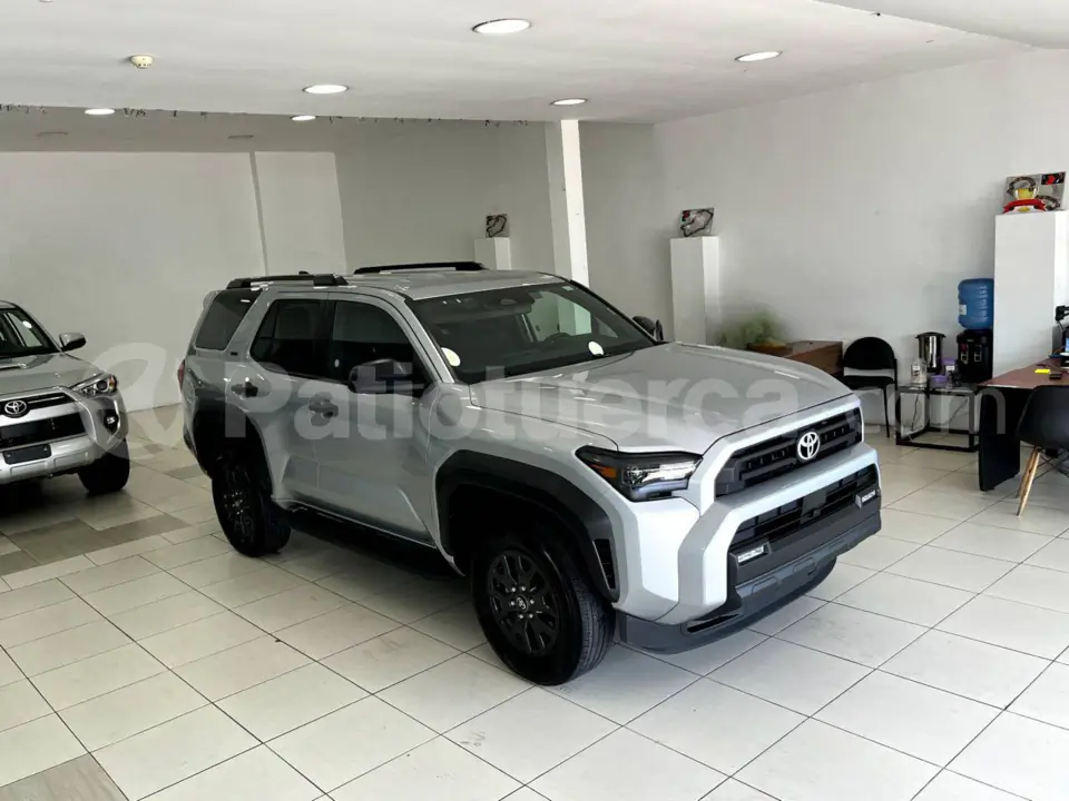 Foto 1 de Toyota 4Runner SR5