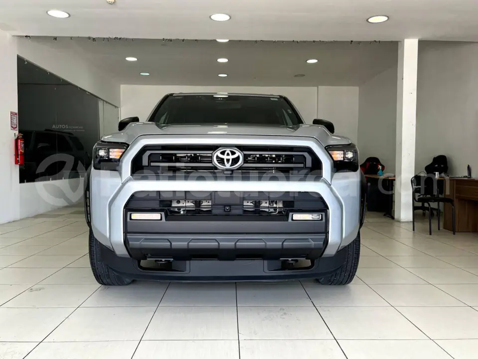 Foto 3 de Toyota 4Runner SR5