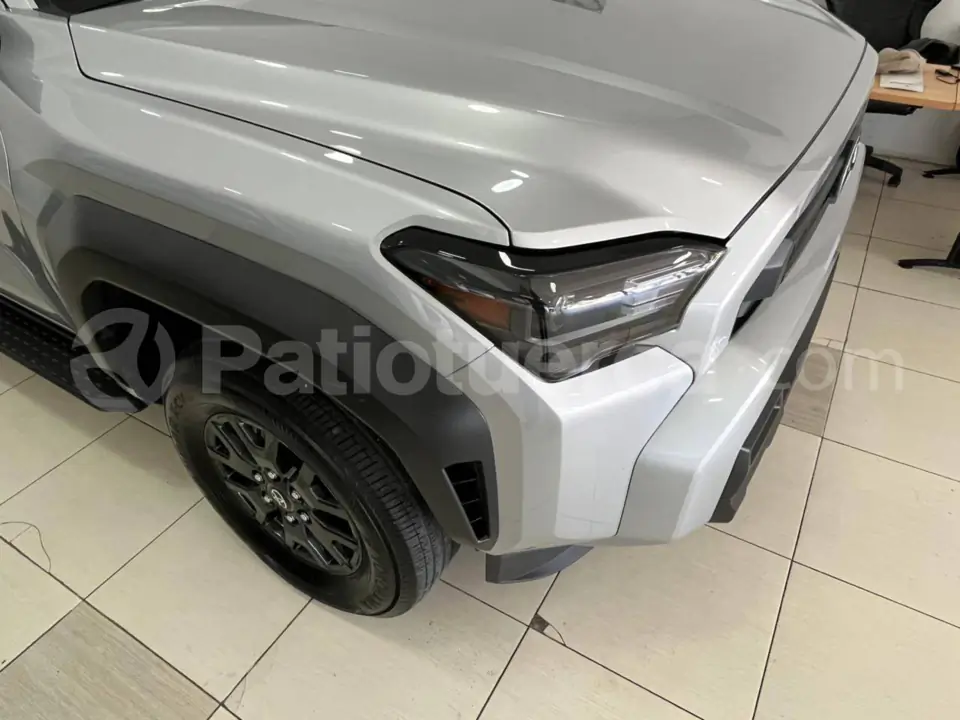 Foto 13 de Toyota 4Runner SR5