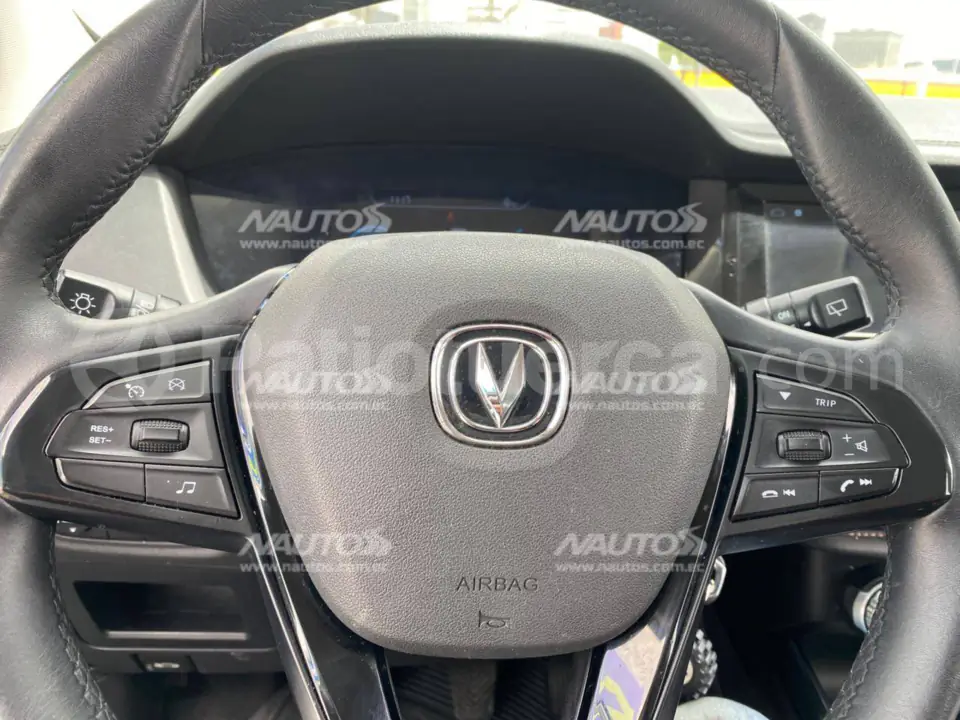 Foto 6 de Changan NEW CS15 ELITE