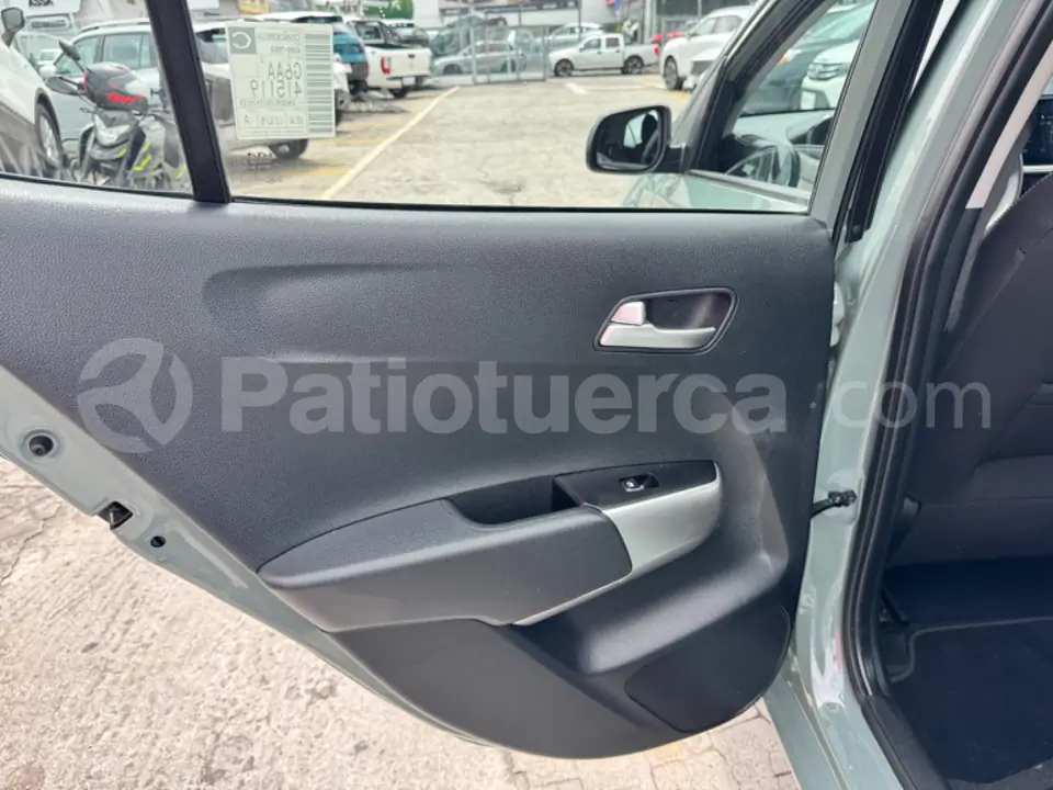Foto 11 de Kia PICANTO EX