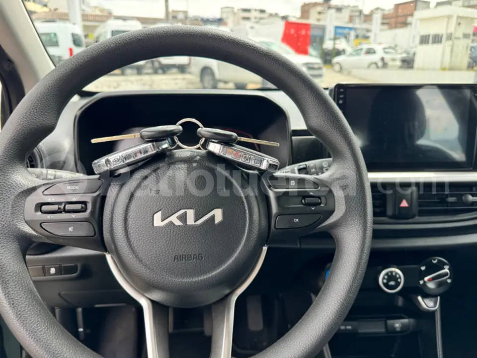 Foto 19 de Kia PICANTO EX