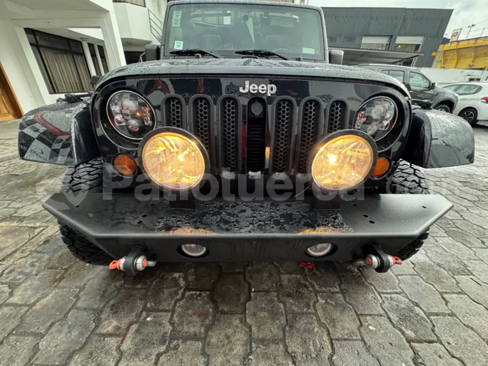 Foto 22 de Jeep Wrangler Sahara
