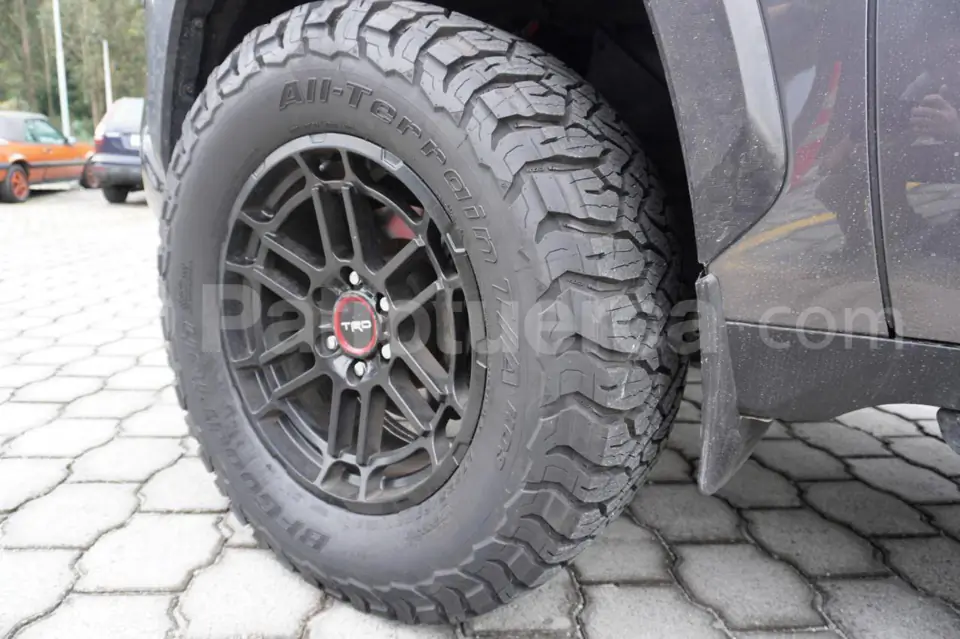 Foto 16 de Toyota Tundra TRD Pro