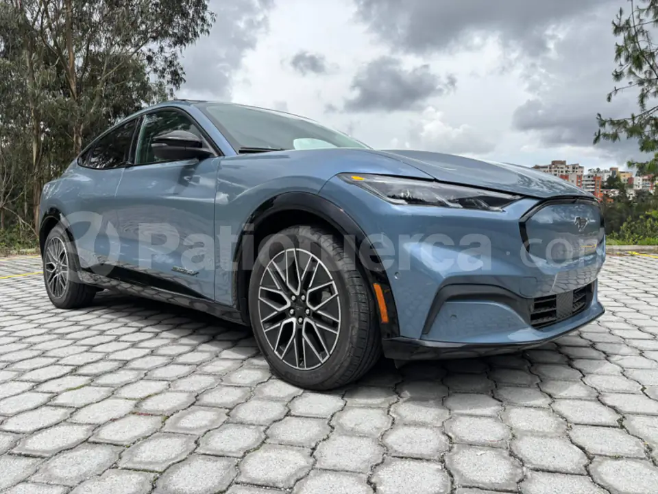 Foto 2 de Ford MUSTANG MARCH-E PREMIUM