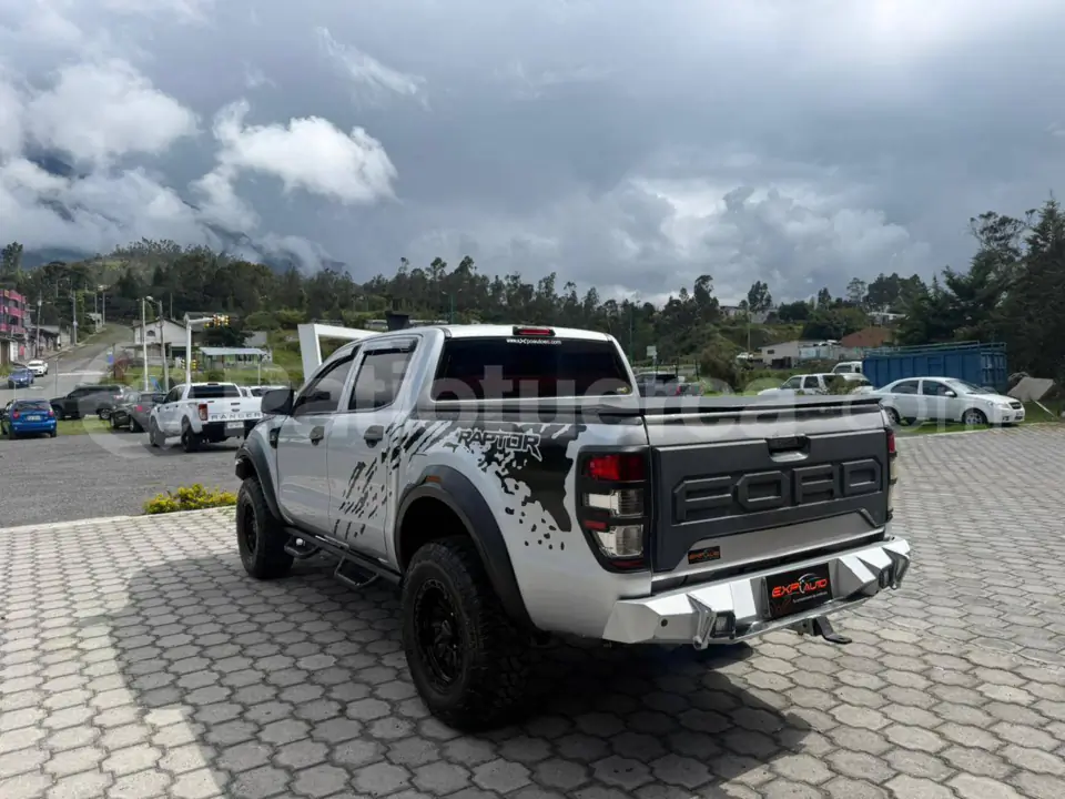 Foto 8 de Ford RANGER XLS