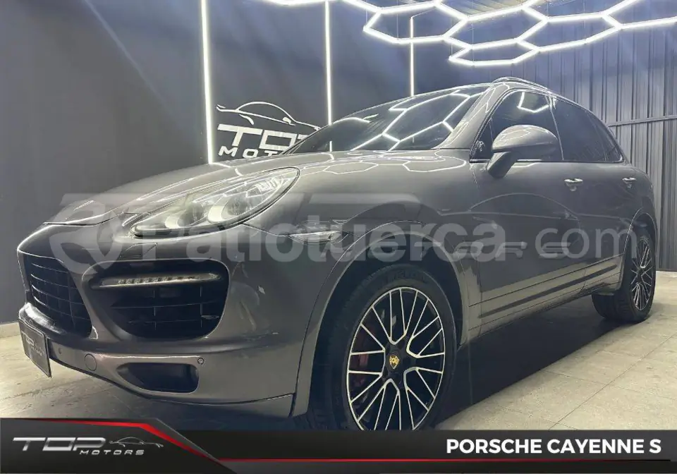 Foto 7 de Porsche Cayenne S