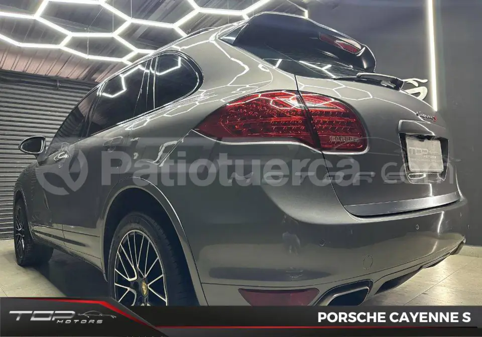 Foto 10 de Porsche Cayenne S