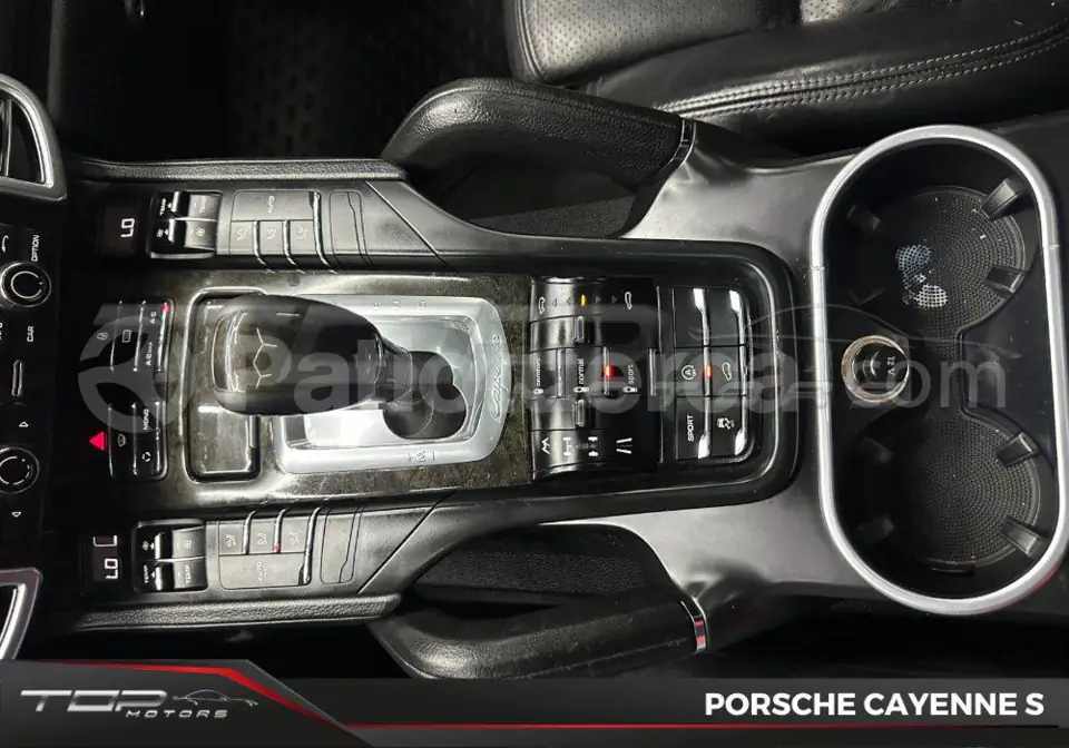 Foto 27 de Porsche Cayenne S