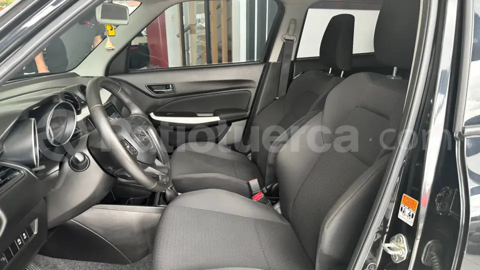 Foto 10 de Suzuki Swift