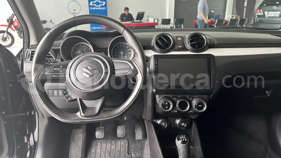 Foto 13 de Suzuki Swift