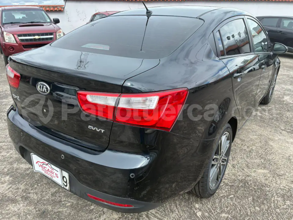 Foto 5 de Kia RIO EX
