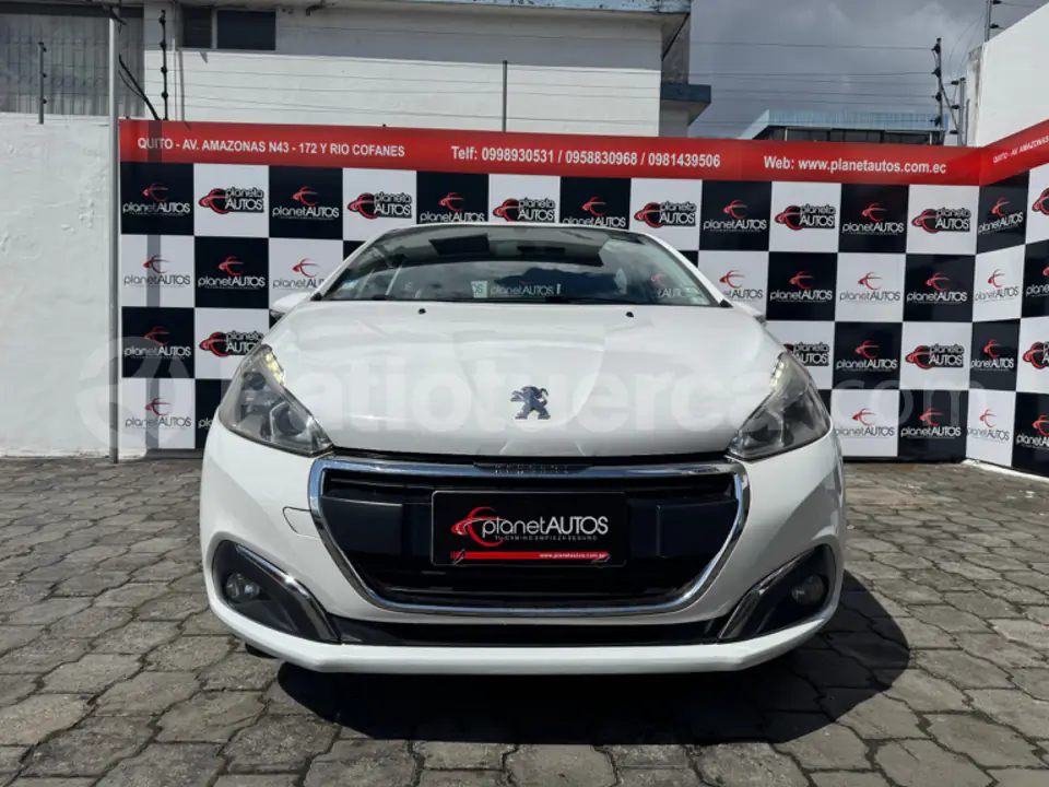 Foto 8 de Peugeot 208