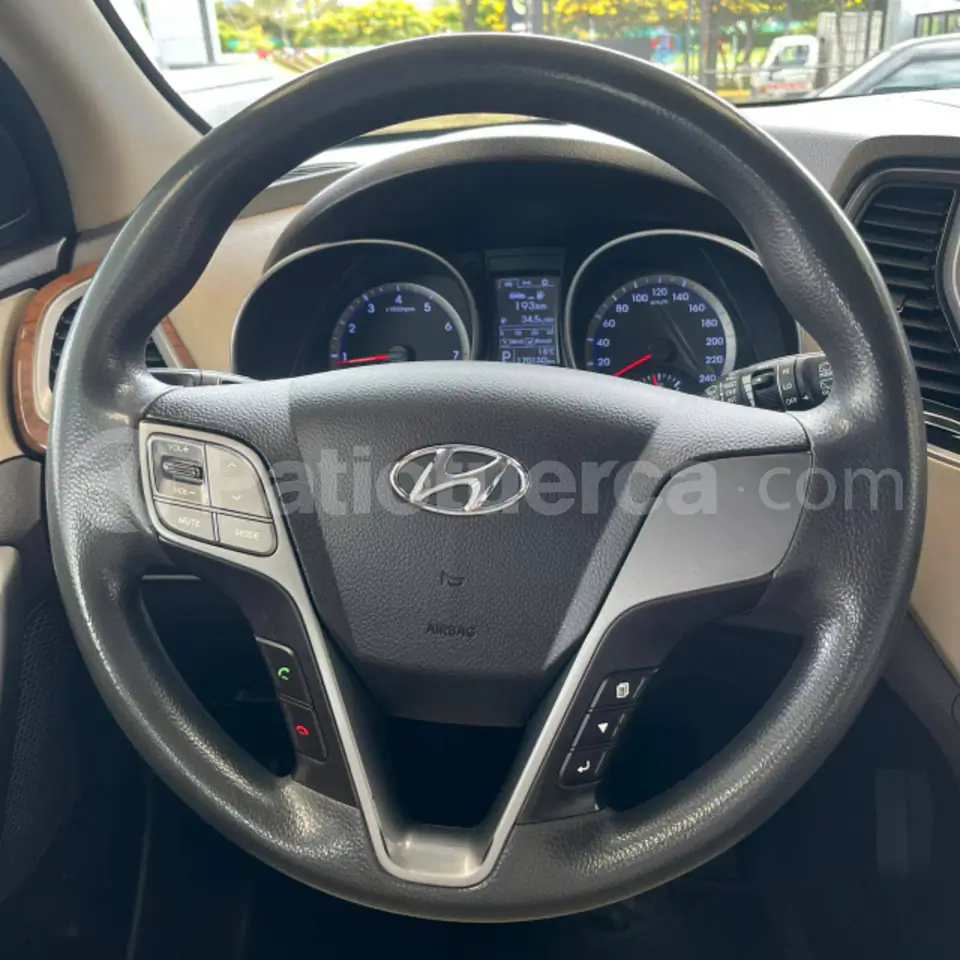 Foto 7 de Hyundai Santa Fe 4x2