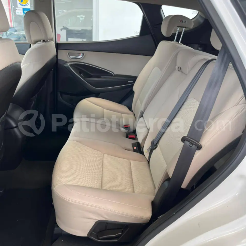Foto 15 de Hyundai Santa Fe 4x2