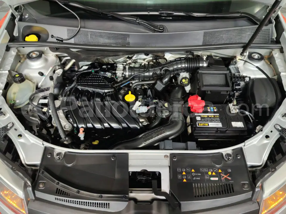 Foto 28 de Renault LOGAN CROSS INTENS