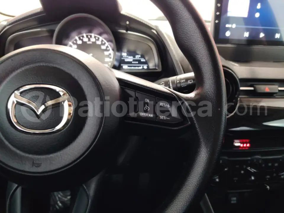 Foto 11 de Mazda CX-3 ENTRY