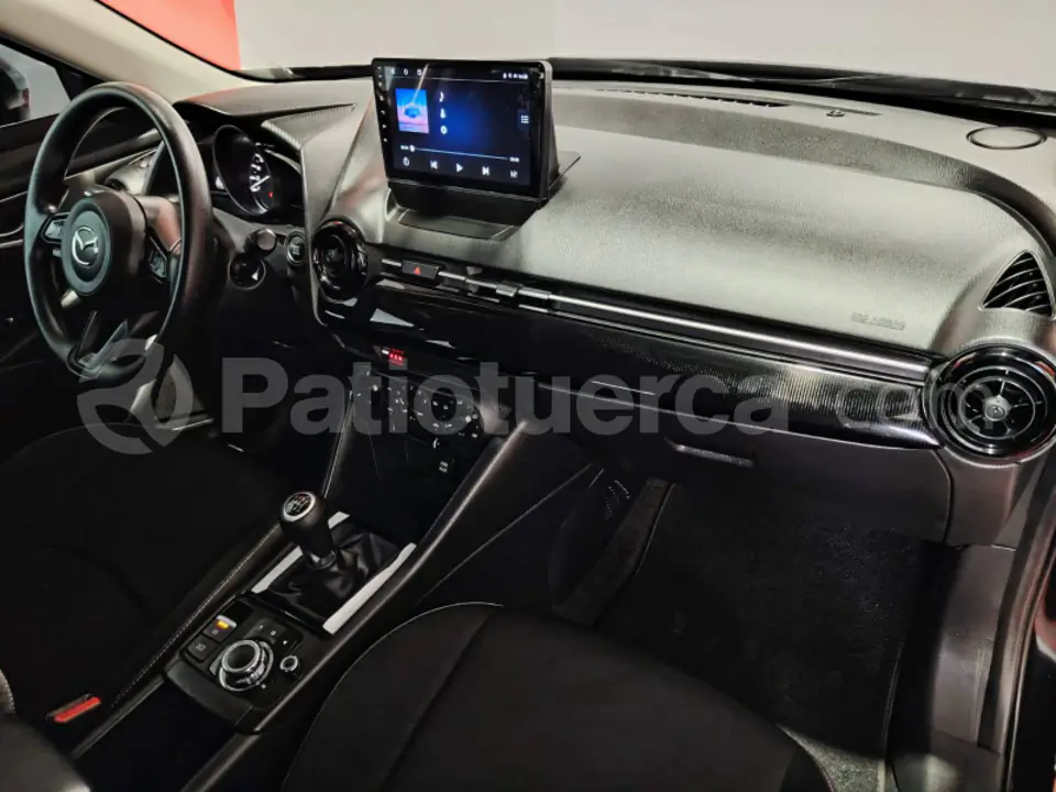 Foto 26 de Mazda CX-3 ENTRY