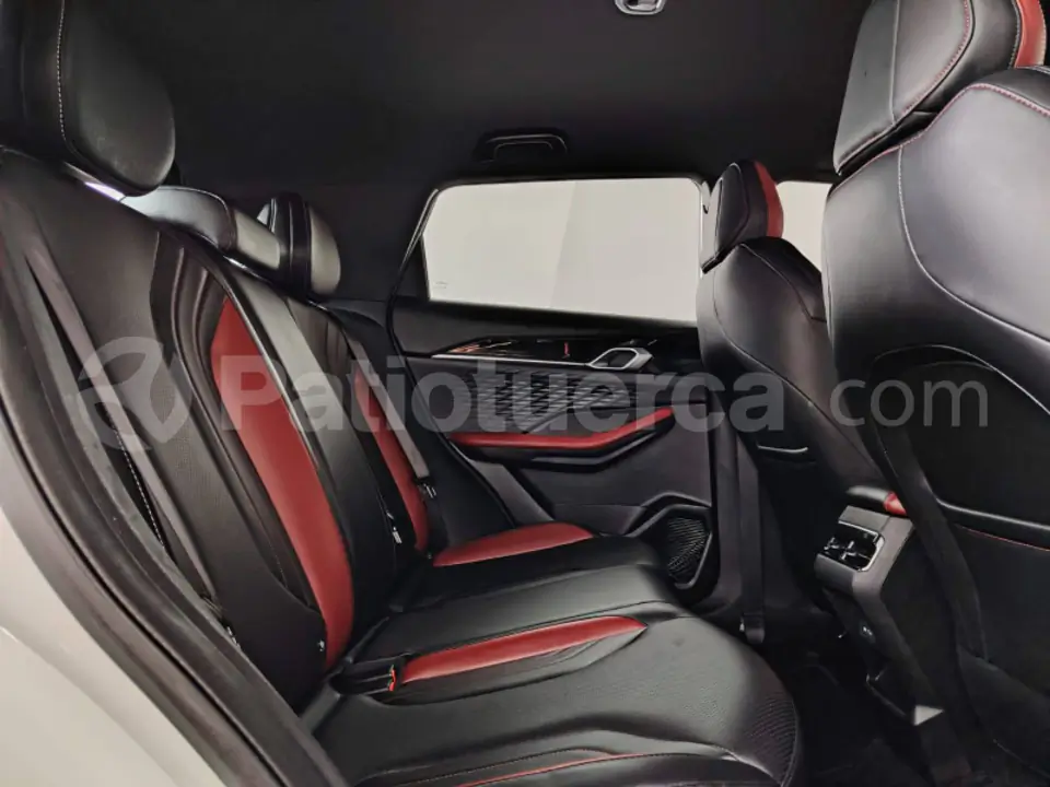 Foto 13 de Geely Coolray