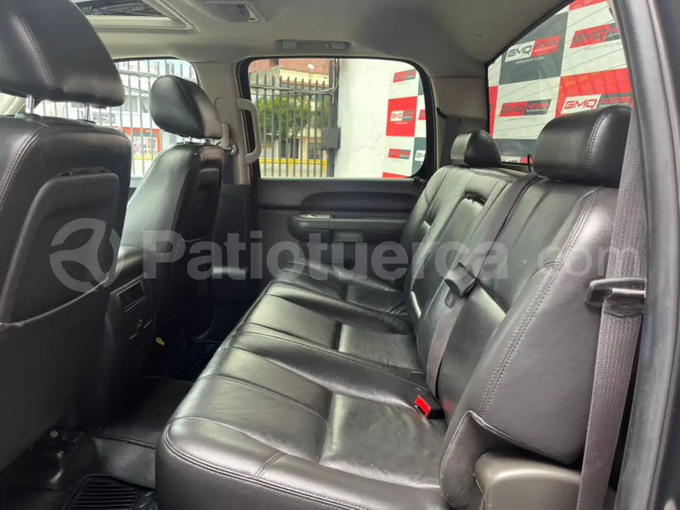 Foto 9 de Chevrolet Silverado Z71