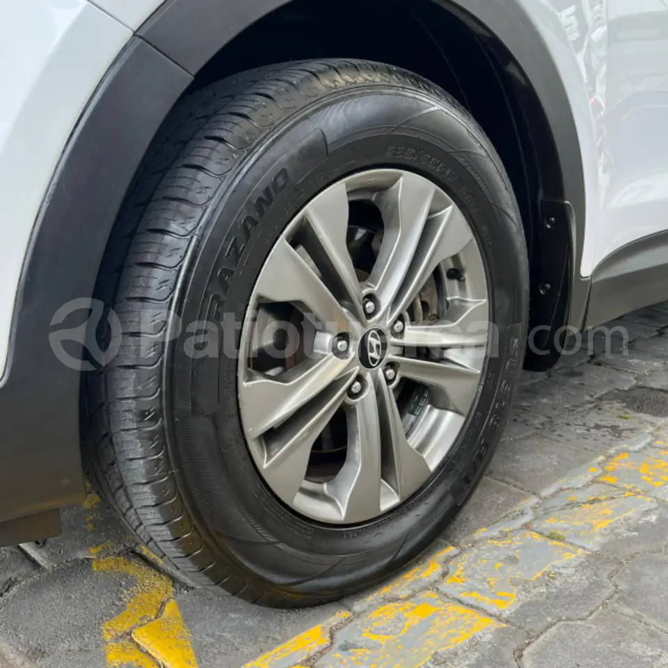 Foto 22 de Hyundai Santa Fe 4x2