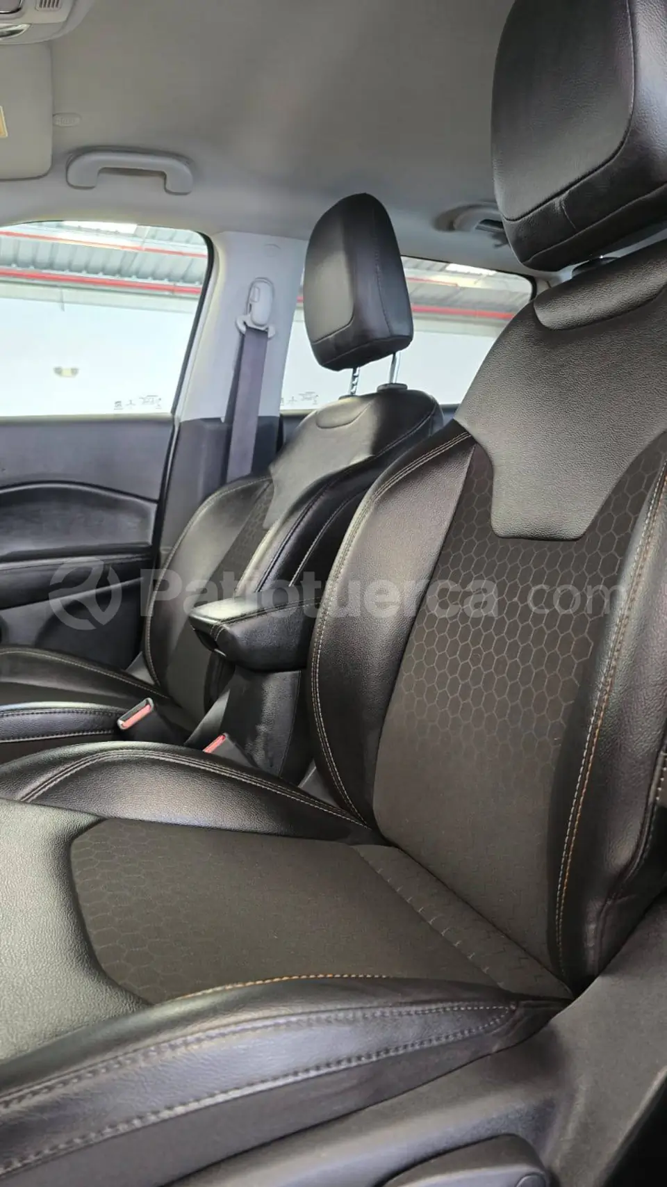 Foto 9 de Jeep NEW COMPASS LONGITUDE