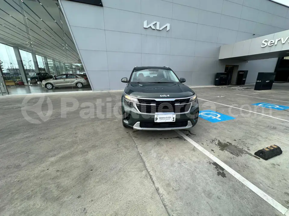 Foto 2 de Kia Seltos LX