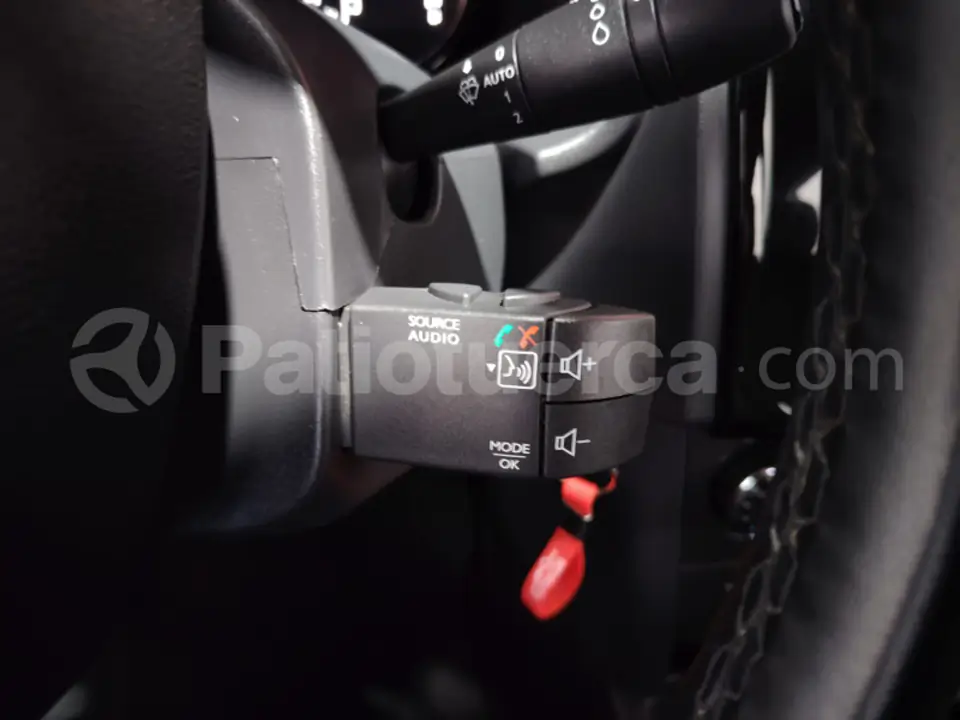 Foto 18 de Renault LOGAN CROSS INTENS