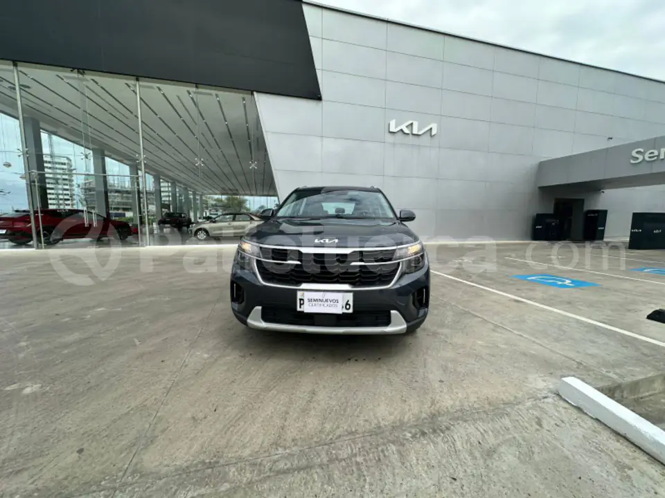 Foto 2 de Kia Seltos LX
