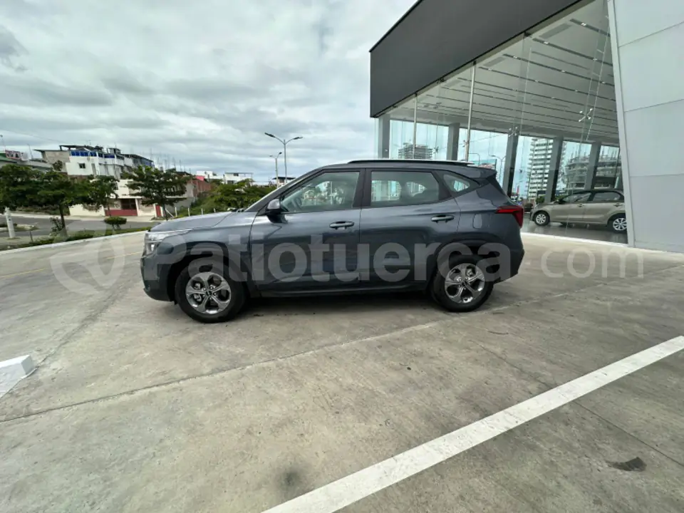 Foto 8 de Kia Seltos LX