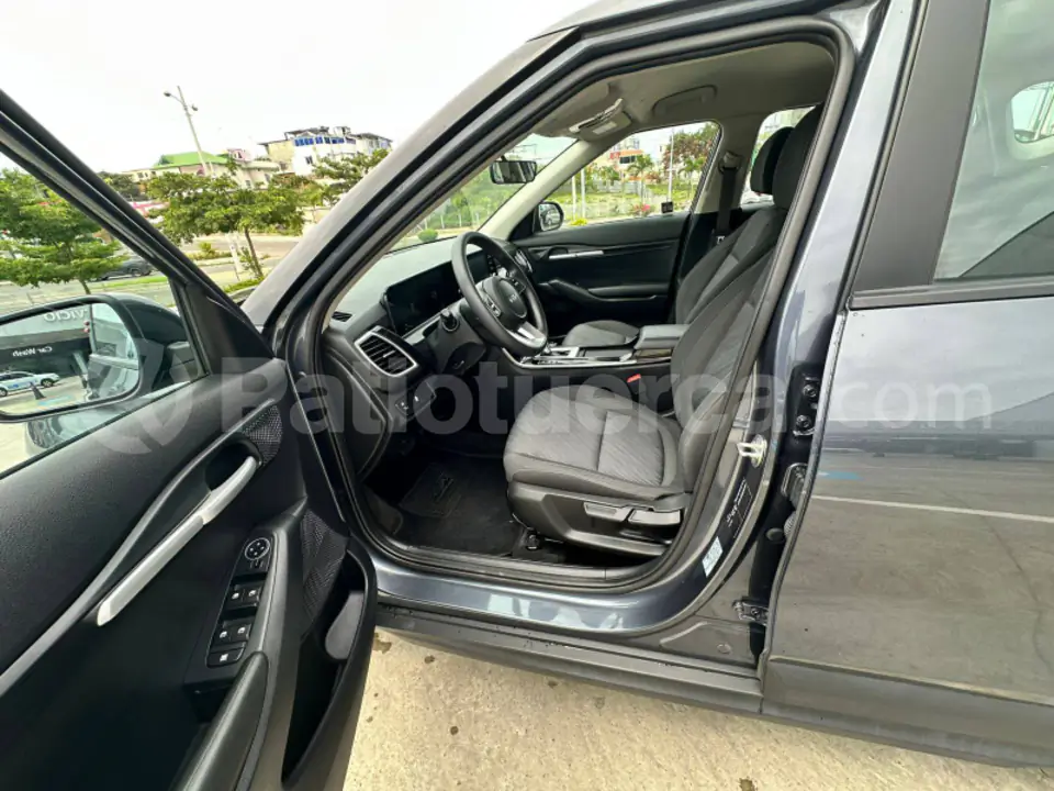 Foto 9 de Kia Seltos LX