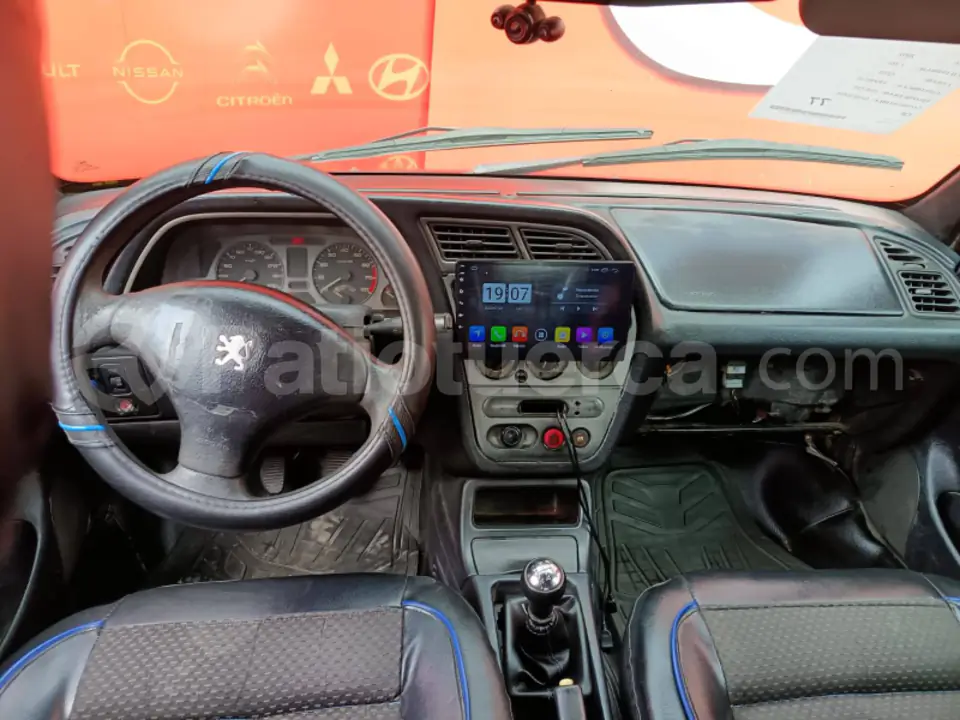 Foto 7 de Peugeot BERLINA 306 XT 1.8