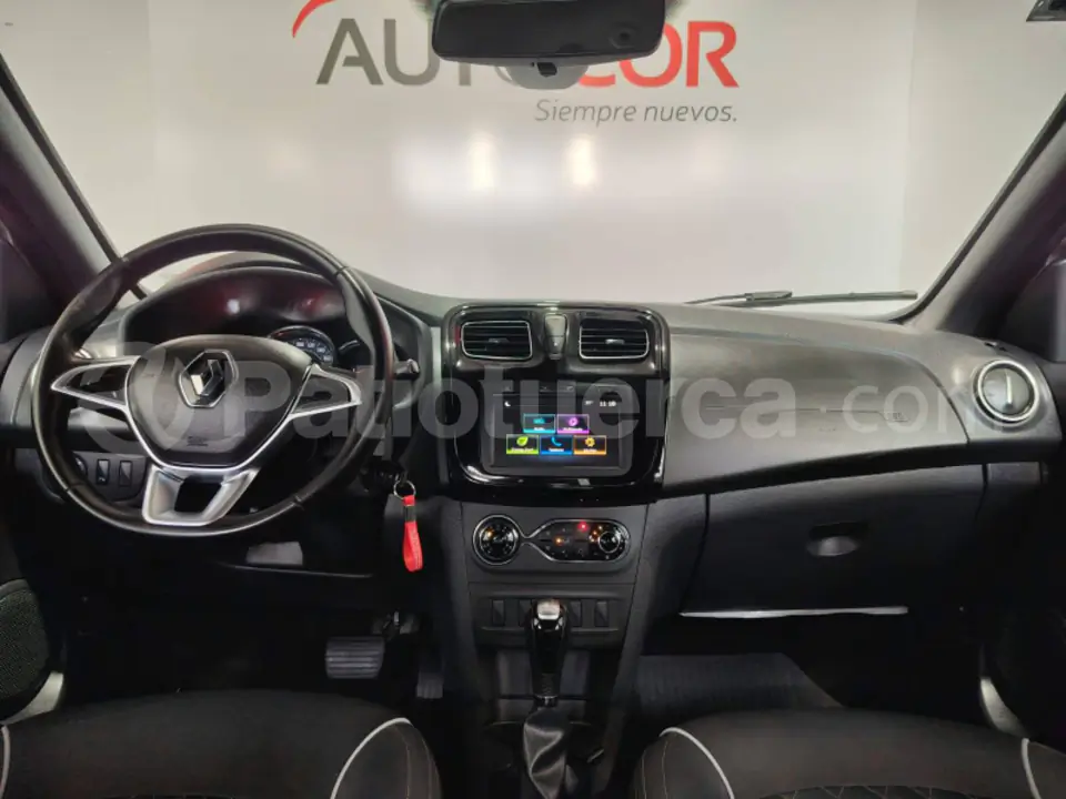 Foto 11 de Renault LOGAN CROSS INTENS