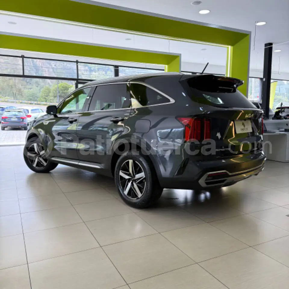 Foto 2 de Kia Sorento