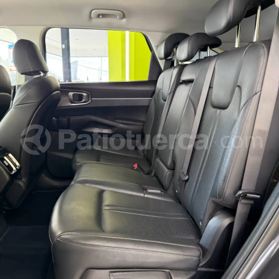 Foto 8 de Kia Sorento