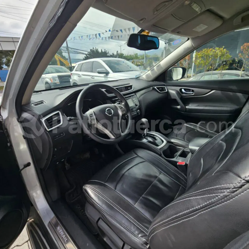 Foto 11 de Nissan X-Trail Sense