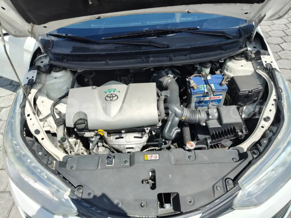 Foto 12 de Toyota Yaris HB