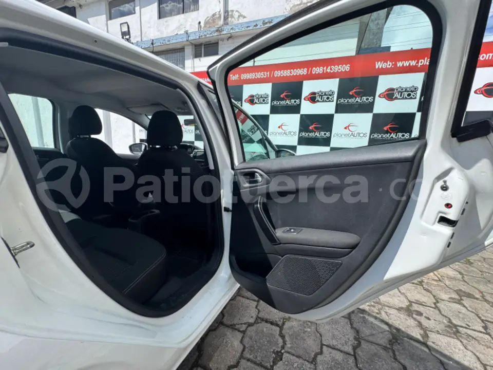 Foto 14 de Peugeot 208