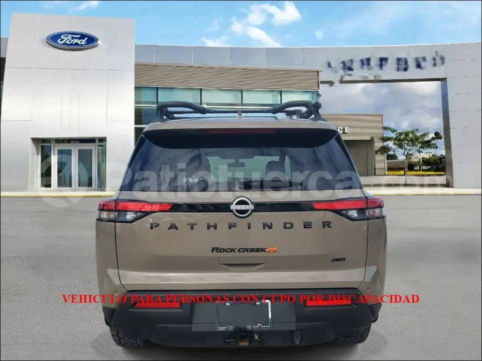 Foto 2 de Nissan Pathfinder