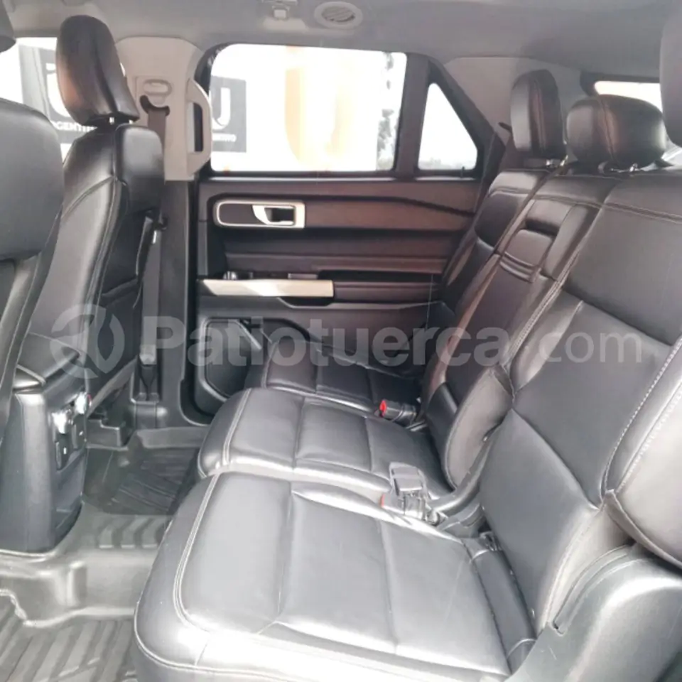 Foto 8 de Ford Explorer XLT